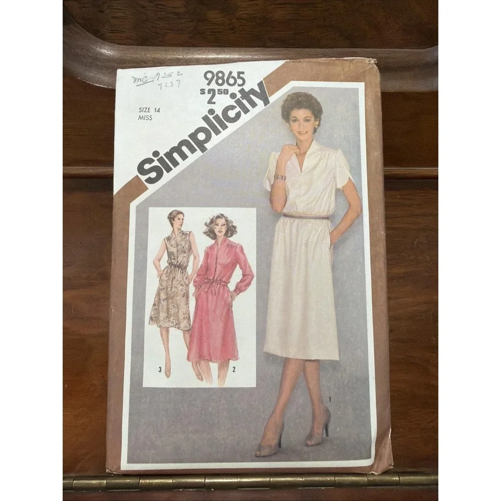 Vintage Simplicity Sewing Pattern 9865 Size 14